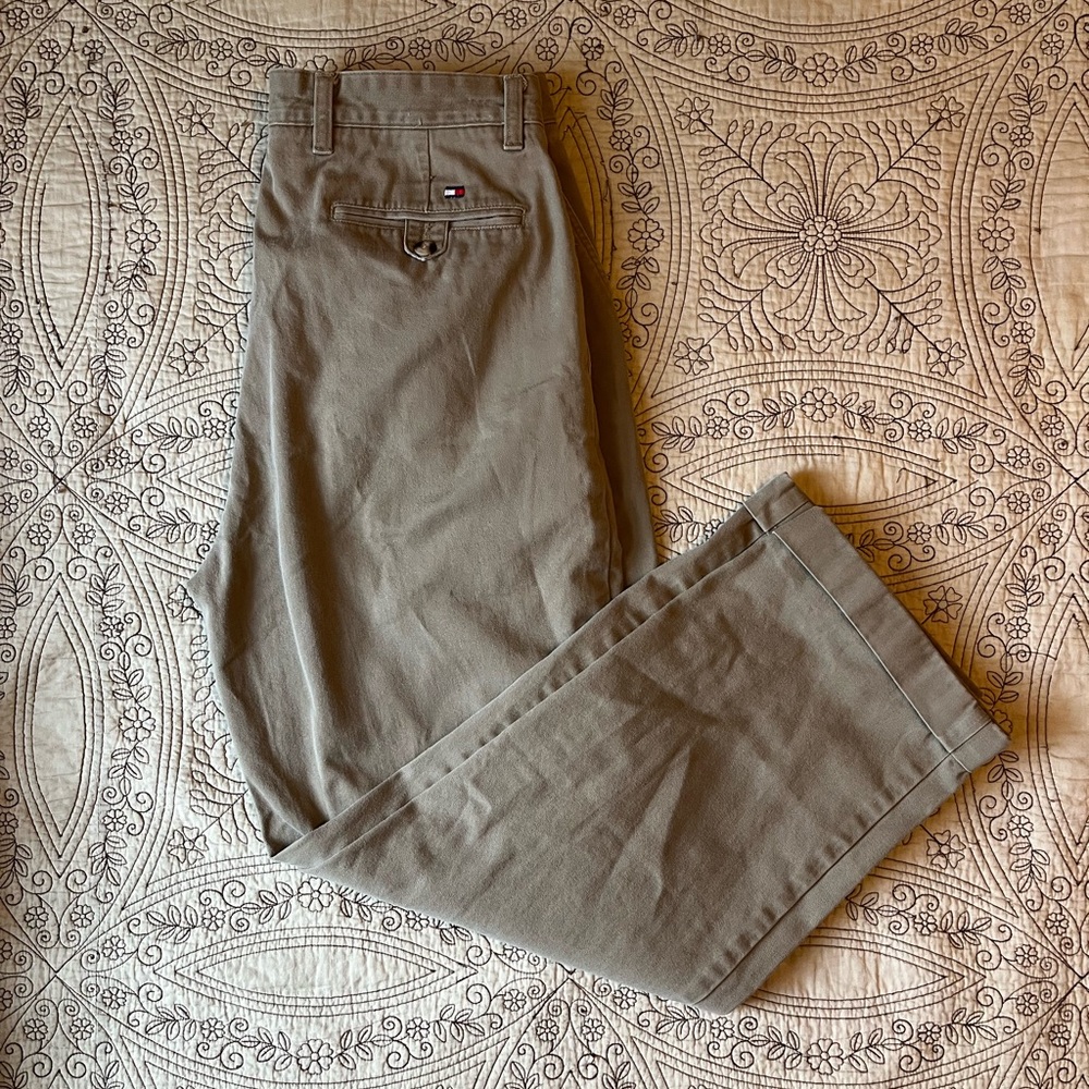 Tommy Hilfiger Pleated Chinos 32x28